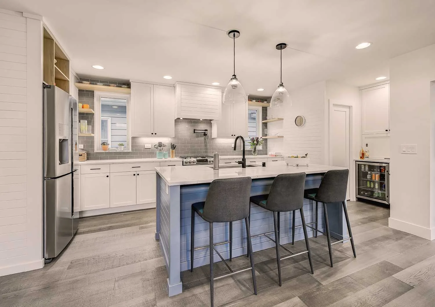 Kitchen cabinet refinishing in Green Lake by Hedlund Painting