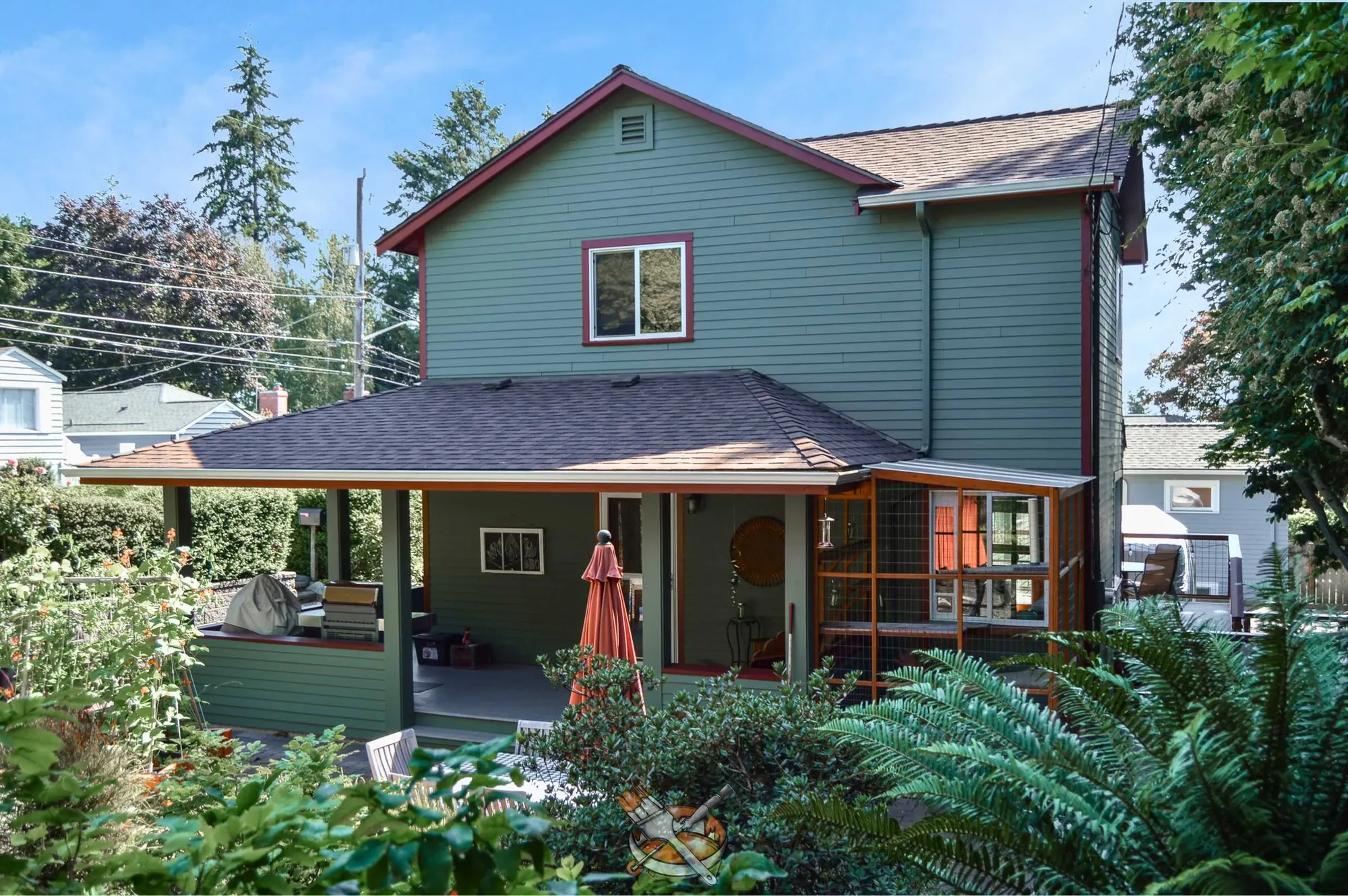 Exterior repaint by Hedlund Painting in Seattle