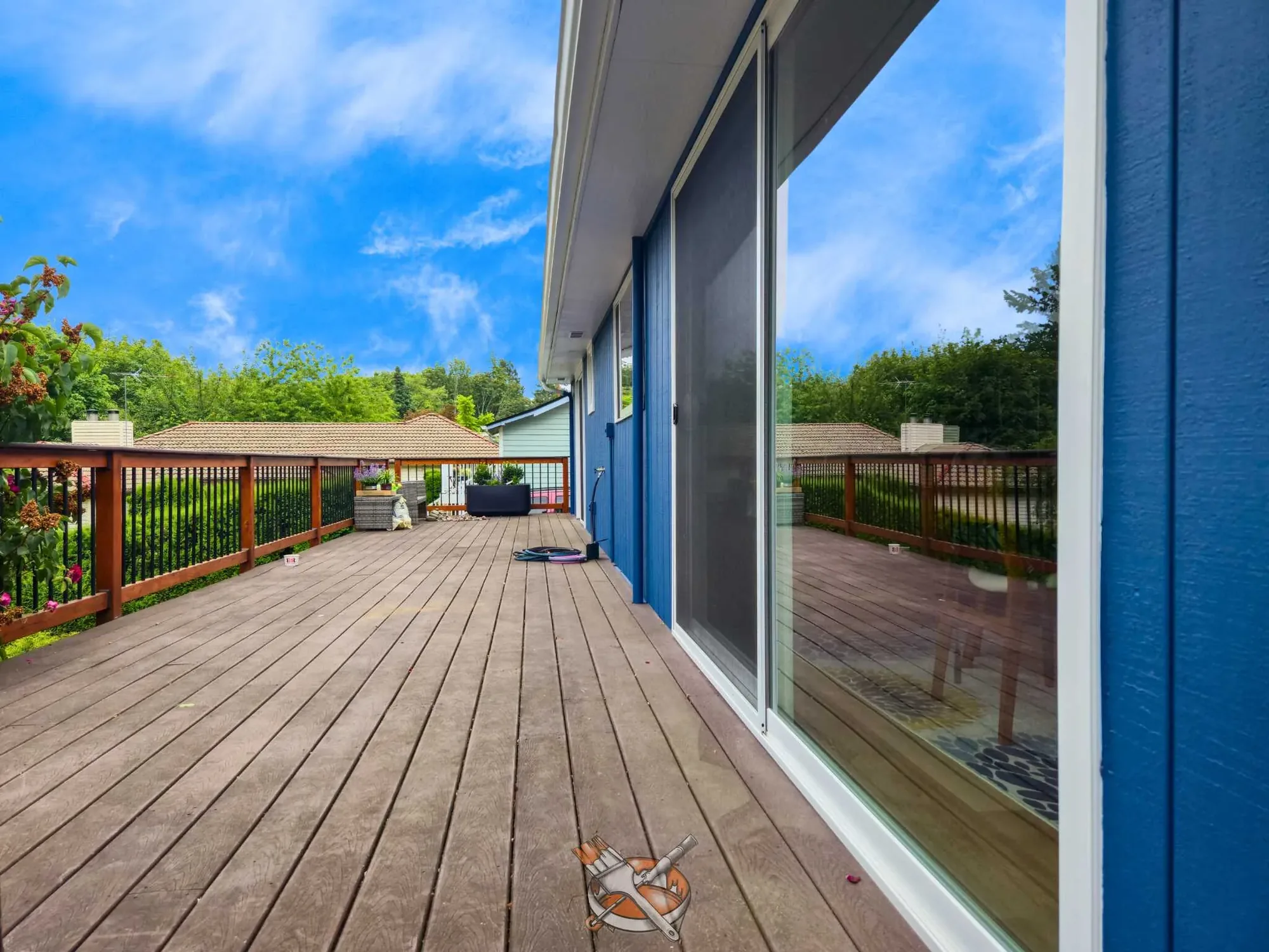 Exterior house painting by Hedlund Painting in Seattle