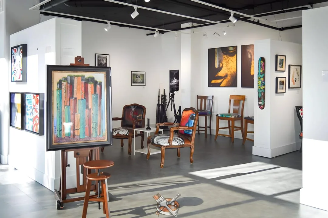 Seattle Art Gallery, Seattle, by Hedlund Painting
