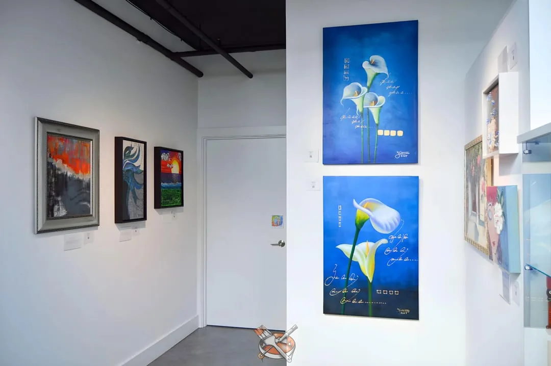 Commercial gallery interior finish by Hedlund Painting, Seattle